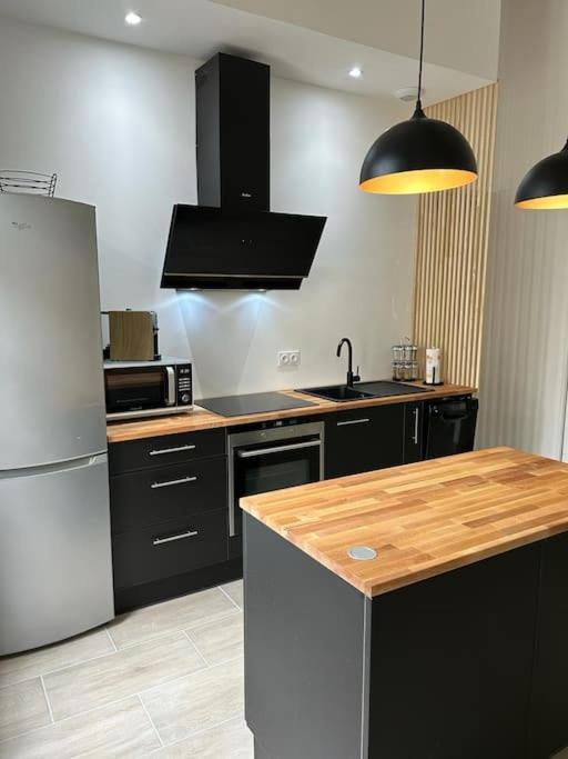 Au Coeur Des Caladons Apartment Lunel (Herault)